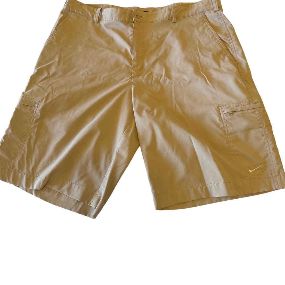 Nike Golf Dri-FIT Cargo Shorts Tan Khaki Mens 38 Performance Athletic